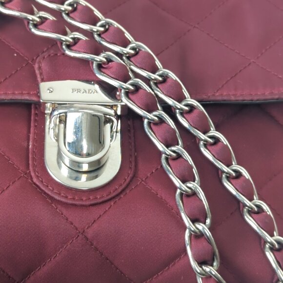 PRADA Impuntu Tessuto Quilted Nylon Chain Crossbody Bag Granato Shoulder Bag - Picture 14 of 16